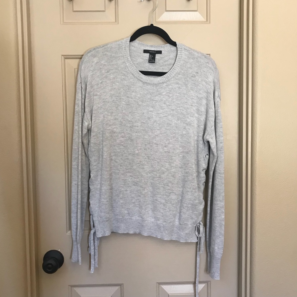 Forever 21 Gray Tie Side Sweater